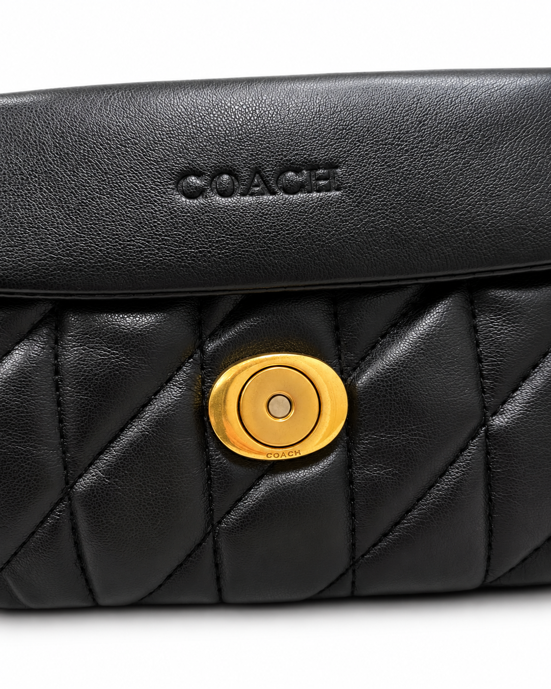 Coach uilted shoulder bag